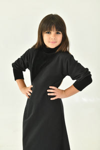 Vee Maxi Dress in Black